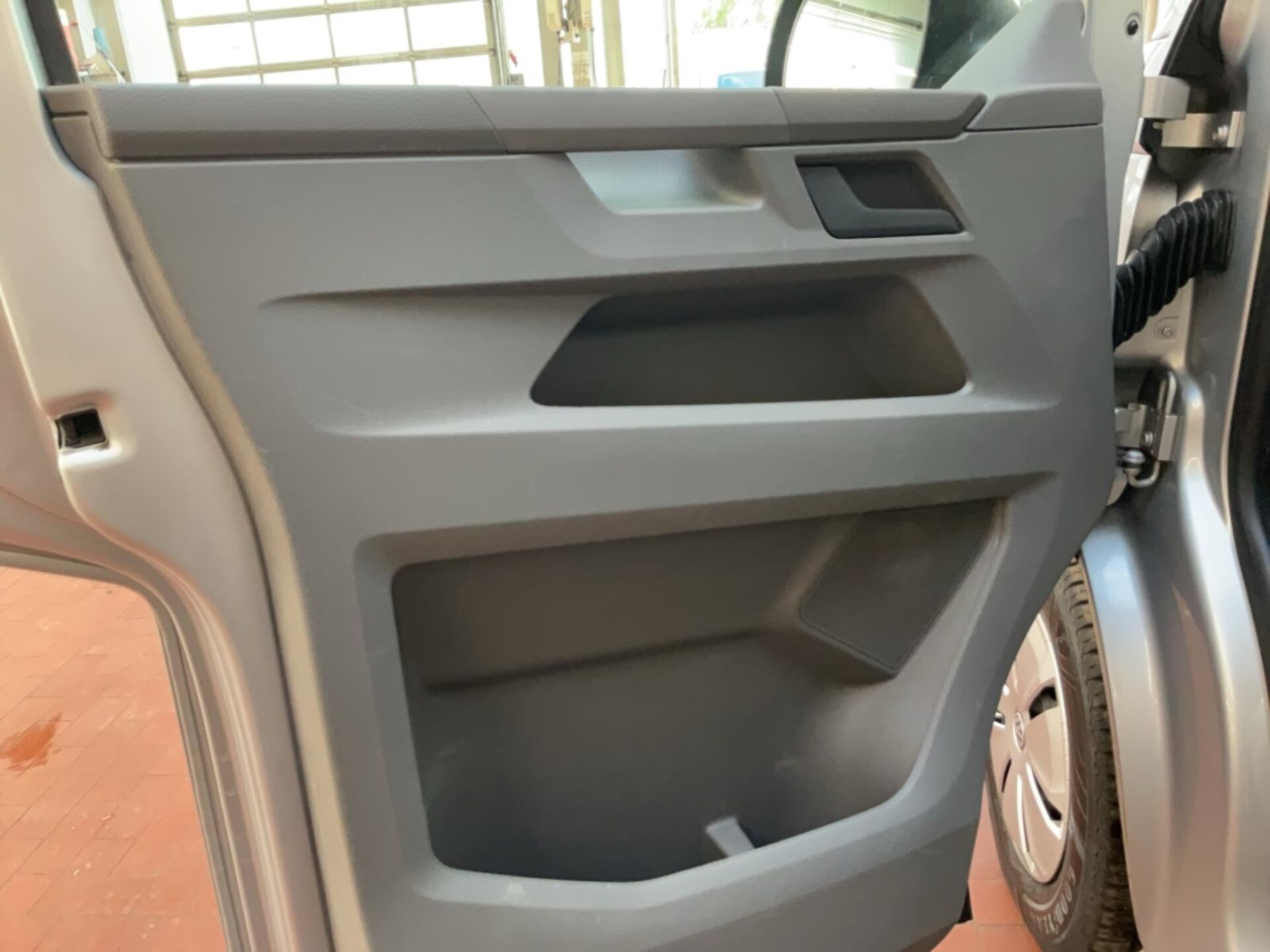 Volkswagen T6.1 Transporter Kasten kurzer Radstand