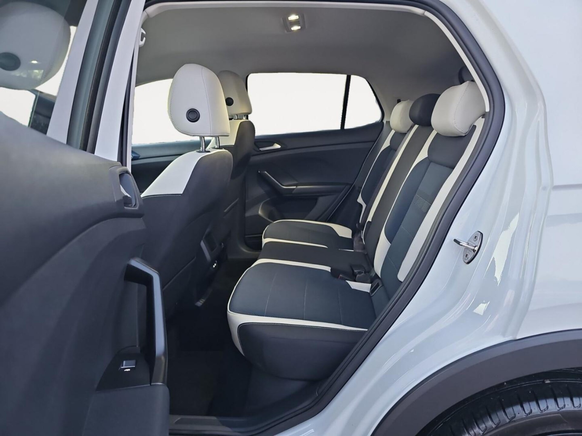 Volkswagen T-Cross Style