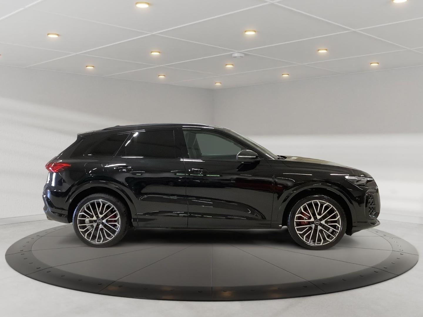 Bild über Audi SQ5 SUV TFSI 270 kW S tronic - für weitere Informationen kontaktieren Sie den Audi Partner