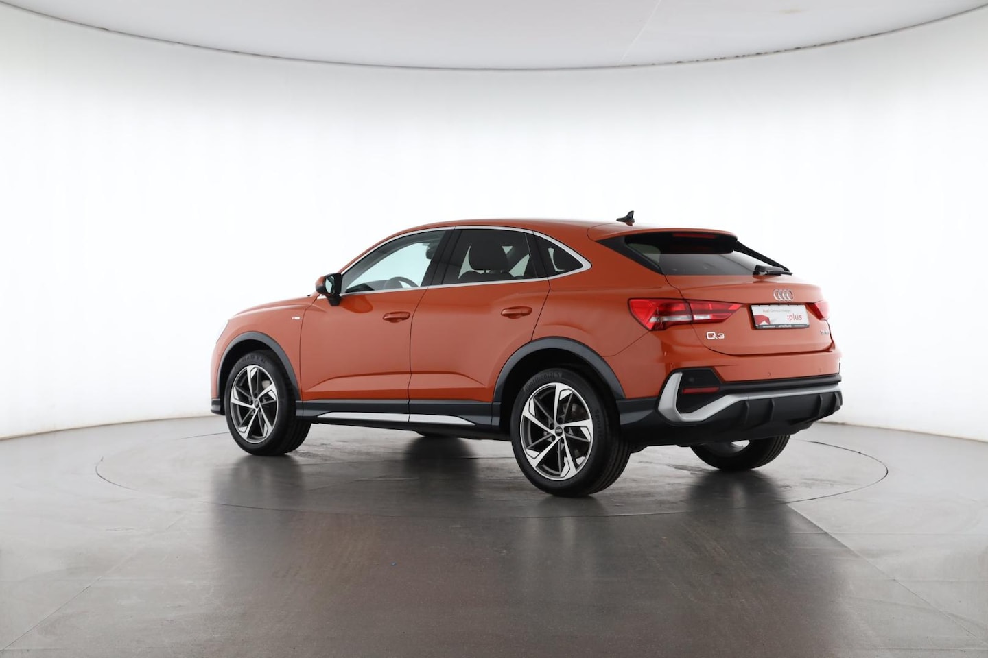 Bild über Audi Q3 Sportback S line 35 TFSI S tronic - für weitere Informationen kontaktieren Sie den Audi Partner