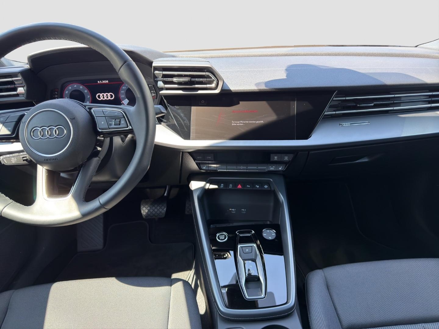 Bild über Audi A3 allstreet 35 TFSI S tronic - für weitere Informationen kontaktieren Sie den Audi Partner