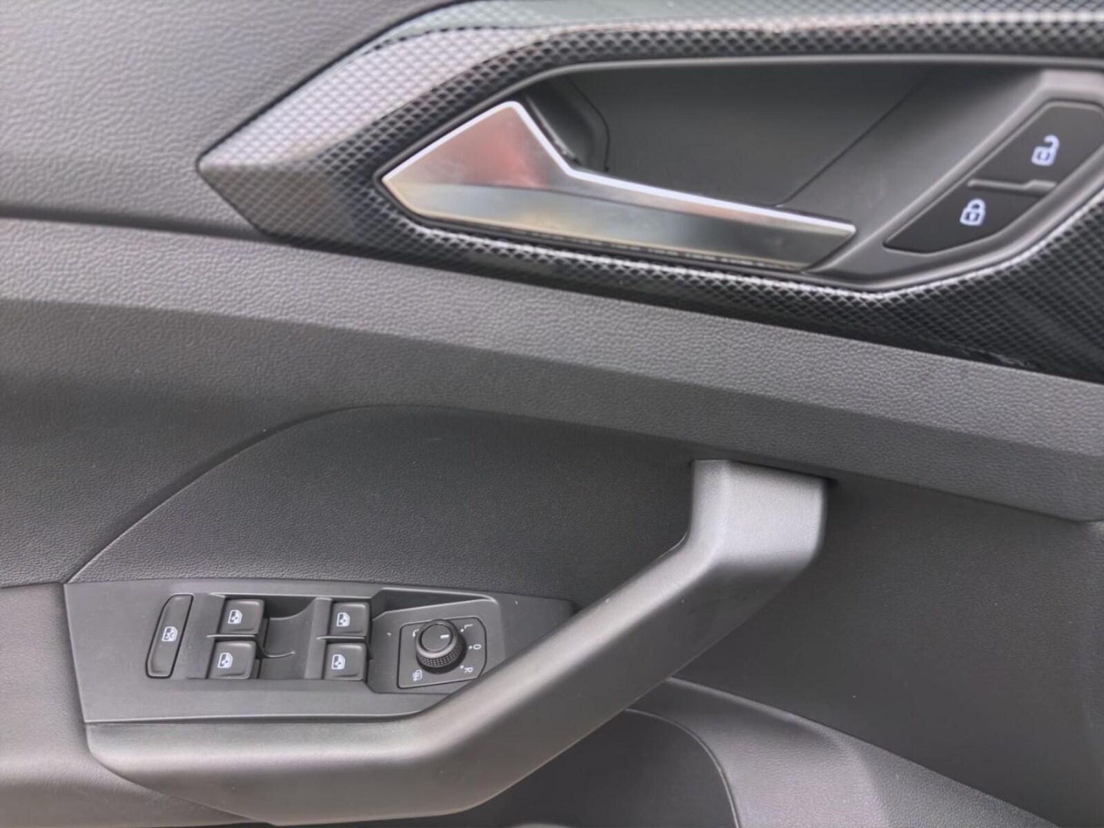 Volkswagen T-Cross – Bild 11