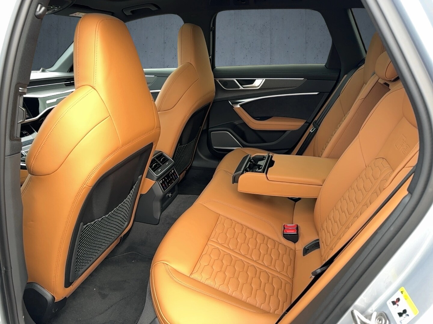 Image about Audi RS 6 Avant performance TFSI quattro tiptronic