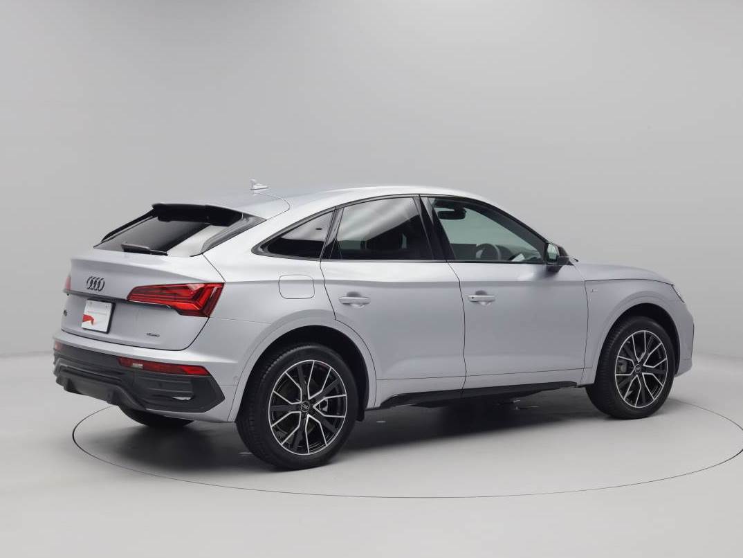 Audi Q5 Sportback 40 TDI quattro S line 150(204) kW(PS) S tronic for more details contact your dealer