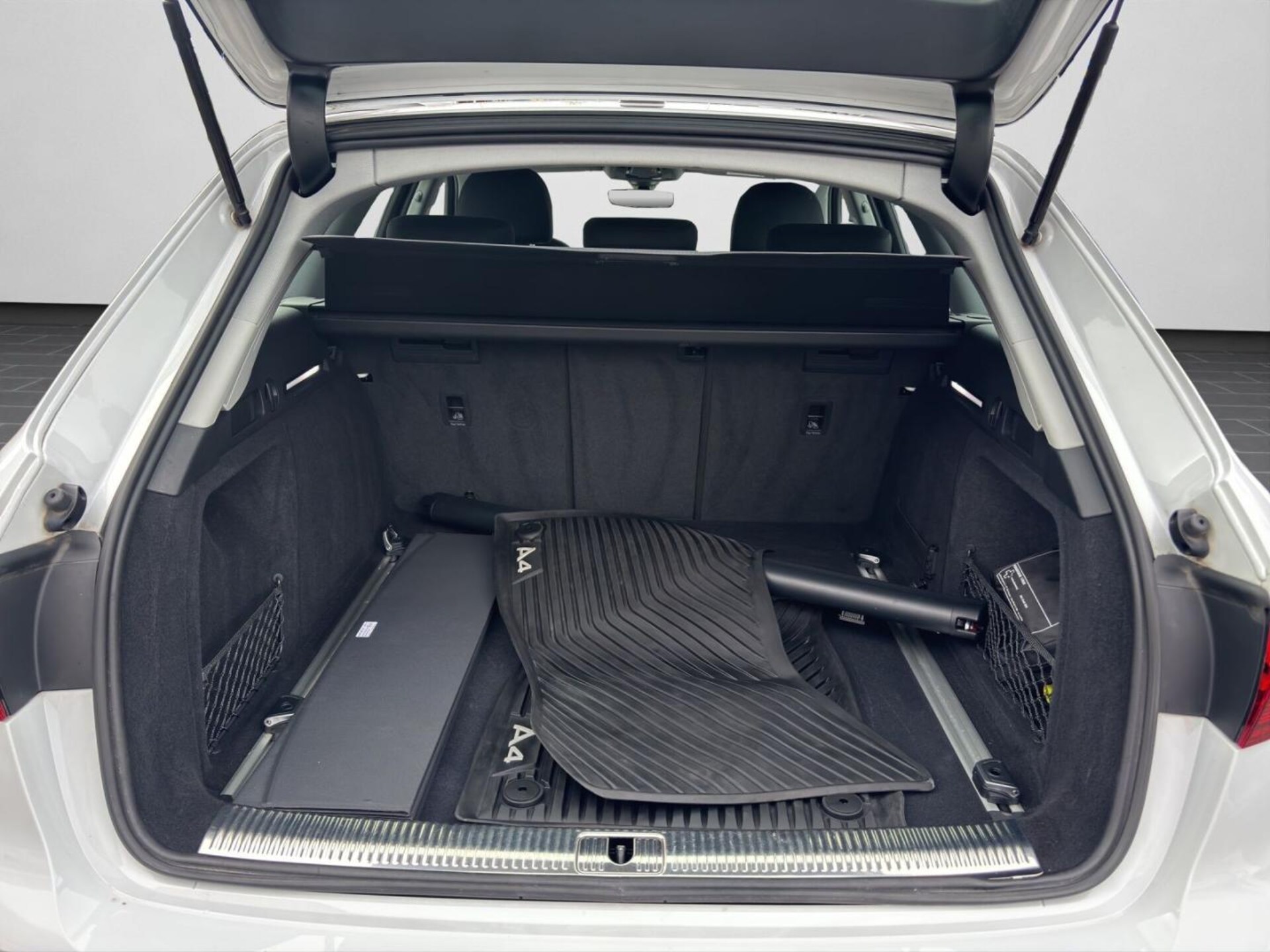 Audi A4 Avant Advanced