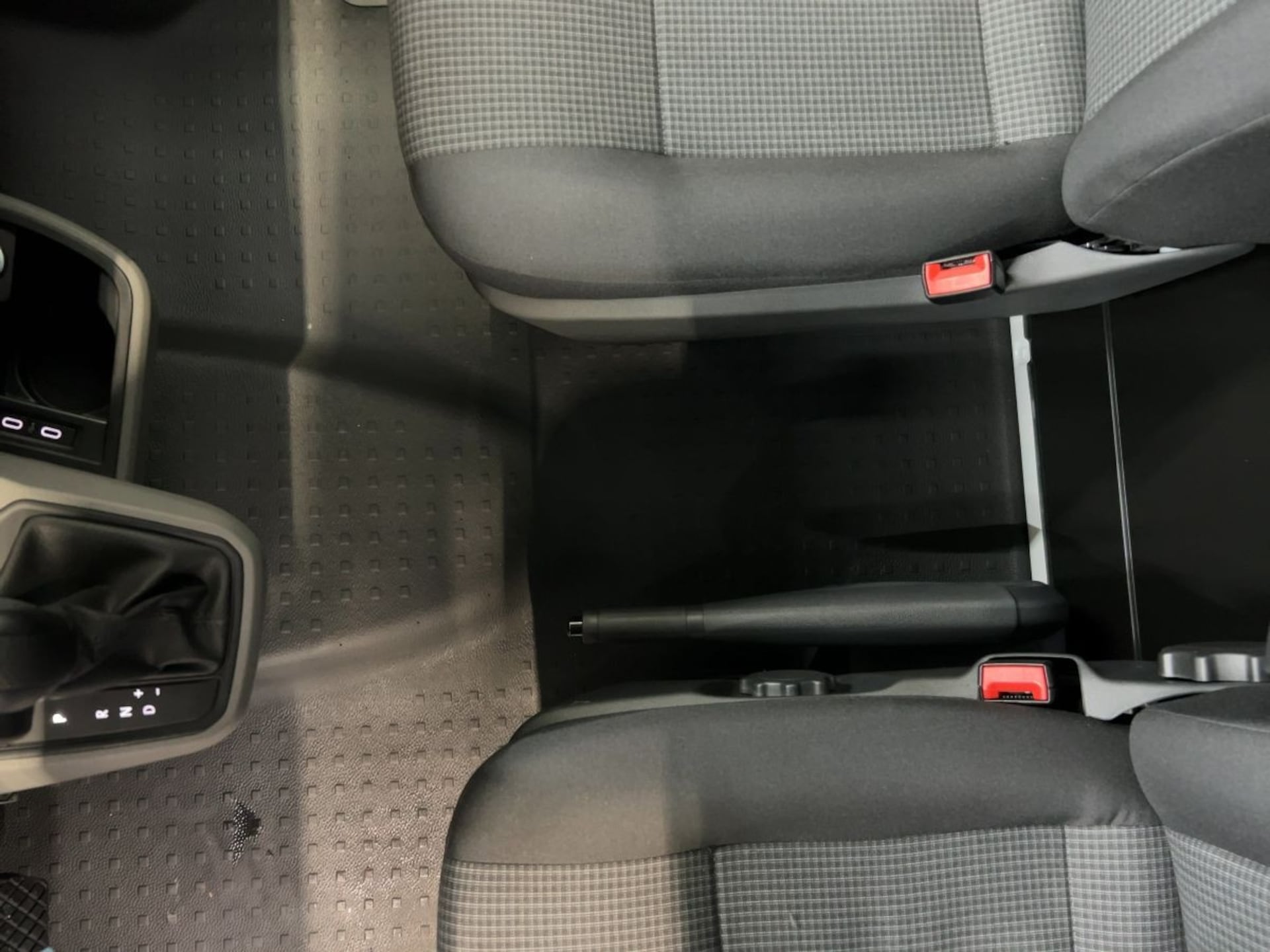 Volkswagen T6.1 Transporter Kasten langer Radstand