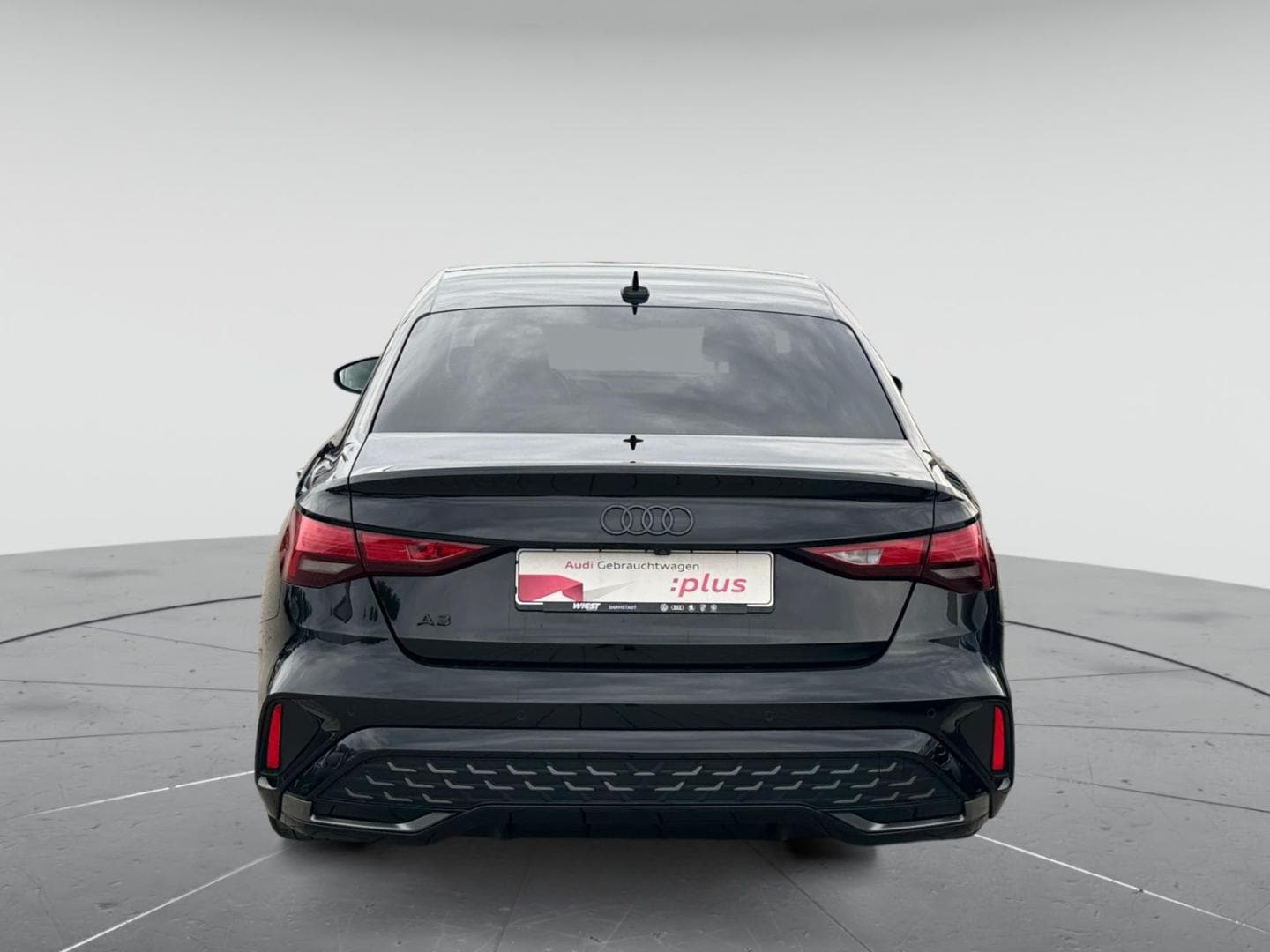 Bild über Audi A3 Limousine S line 35 TFSI Schaltgetriebe - für weitere Informationen kontaktieren Sie den Audi Partner