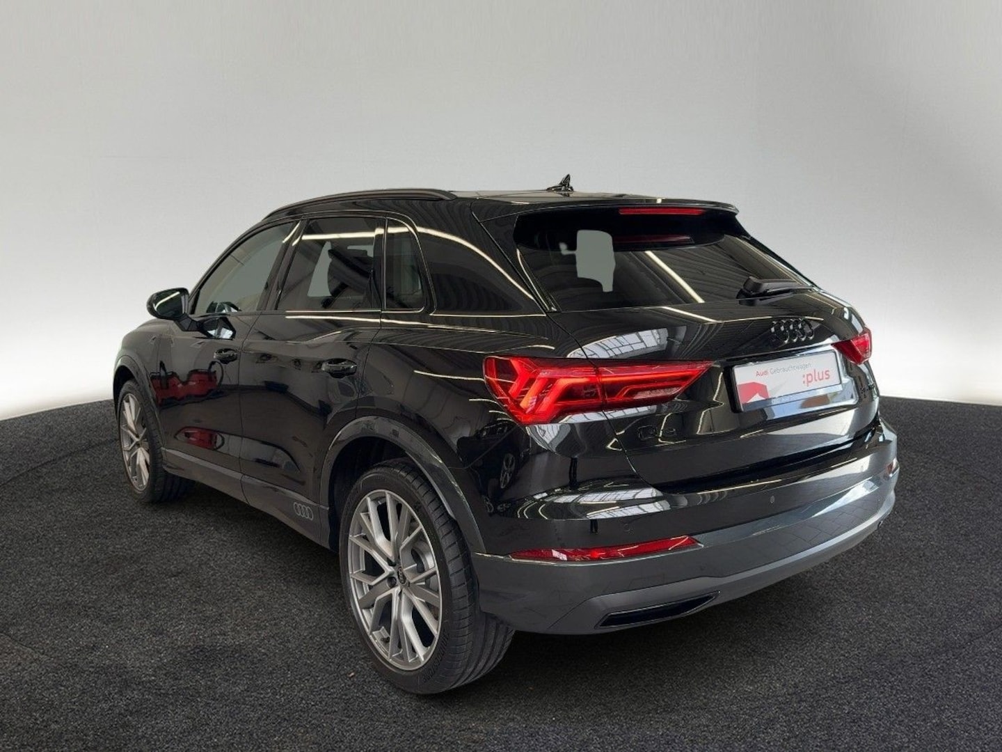 Bild über Audi Q3 advanced 35 TFSI S tronic - für weitere Informationen kontaktieren Sie den Audi Partner