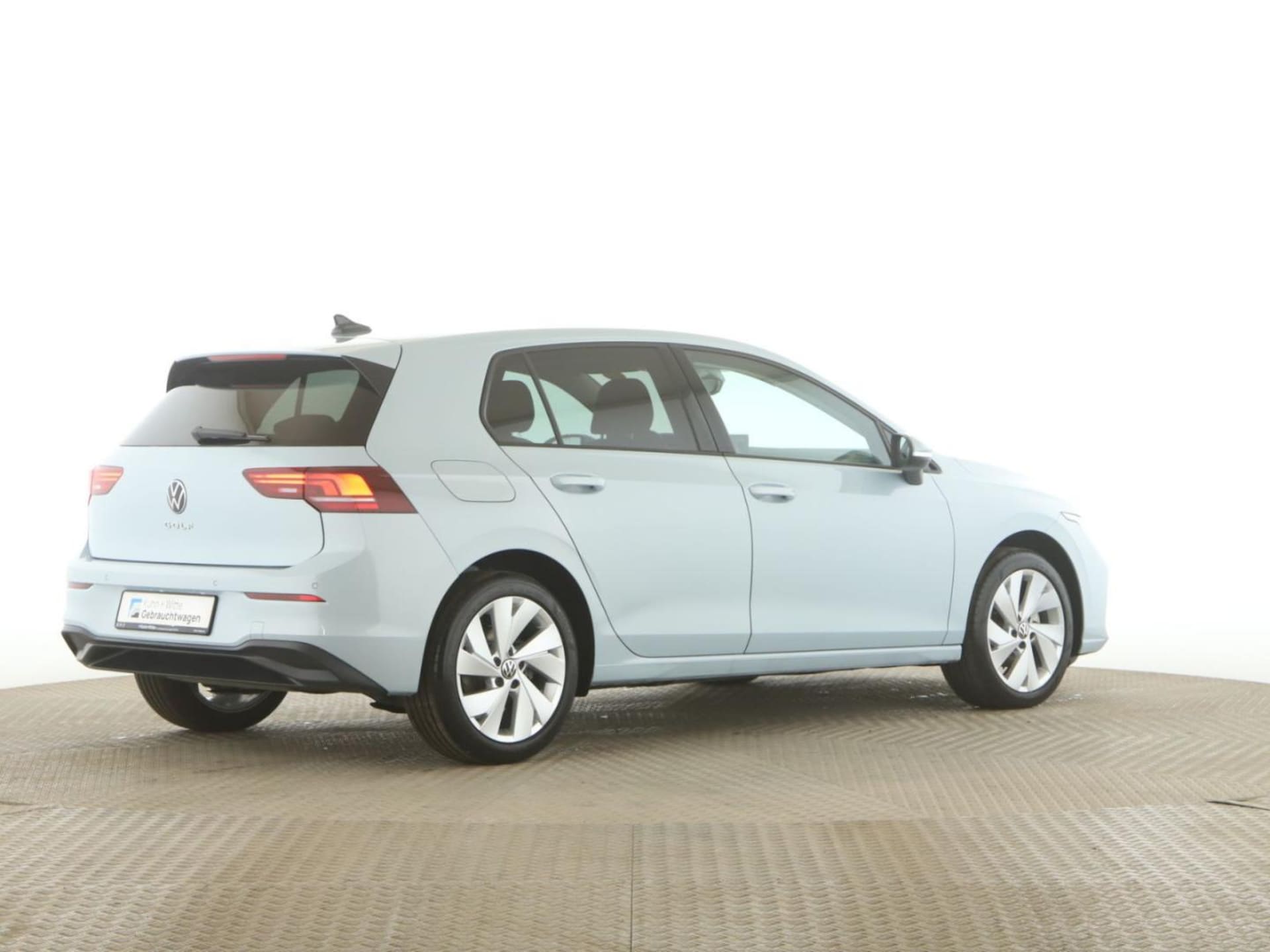 Volkswagen Golf Life