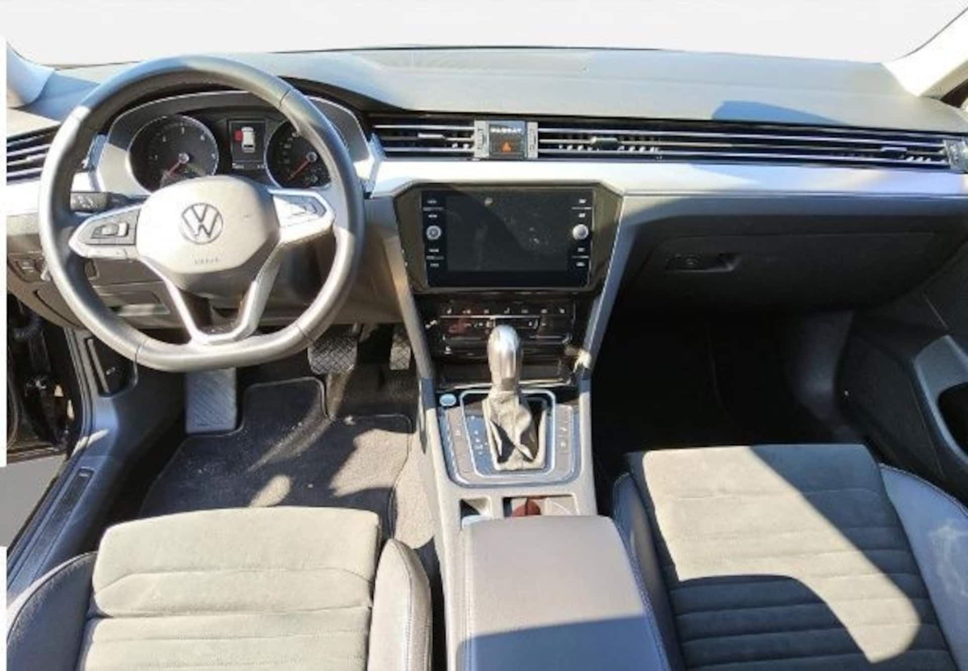 Volkswagen Passat Variant Elegance