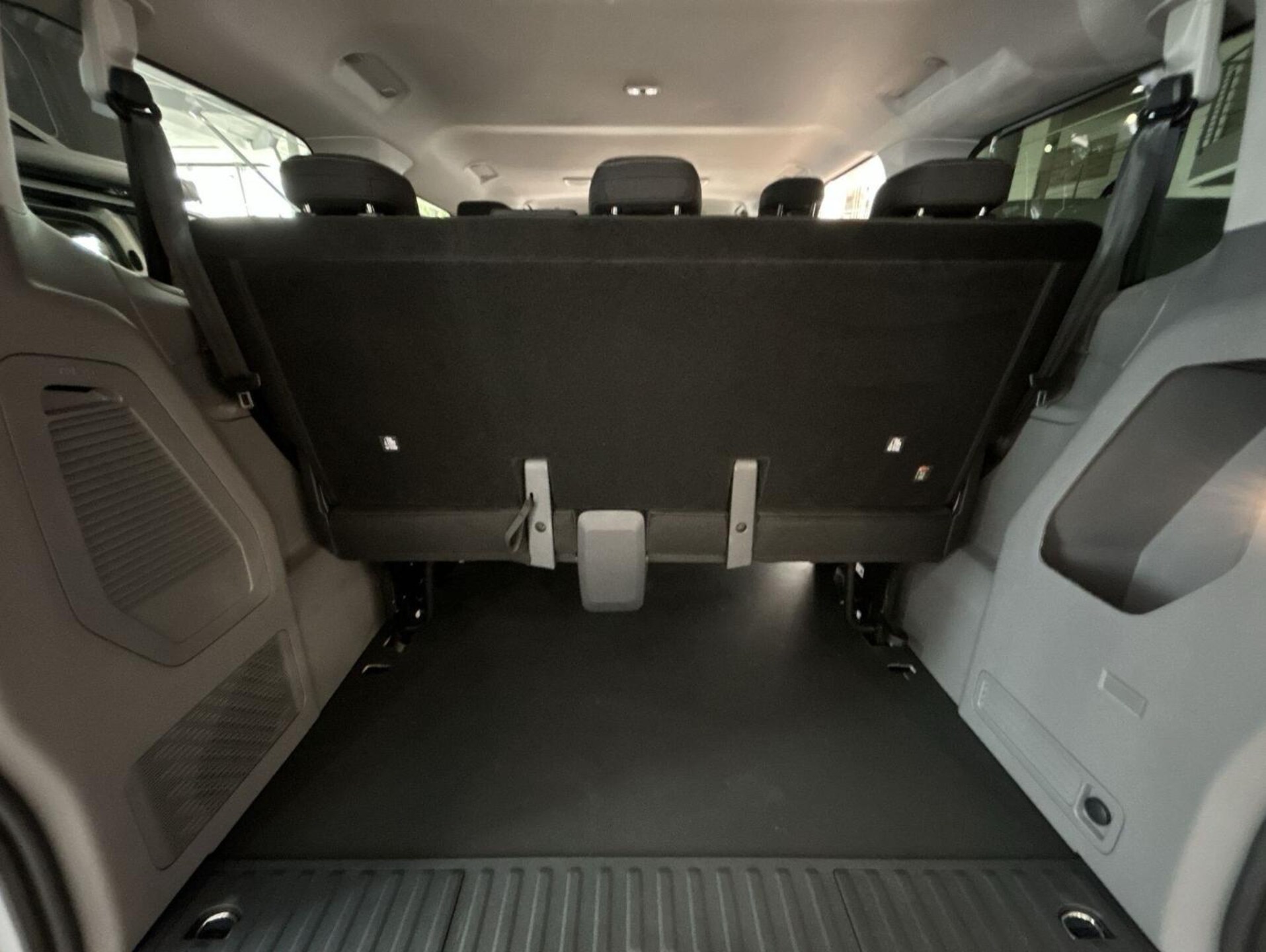 Volkswagen e-Caravelle