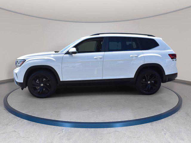 2022 Volkswagen Atlas SE w/Tech - Photo 10
