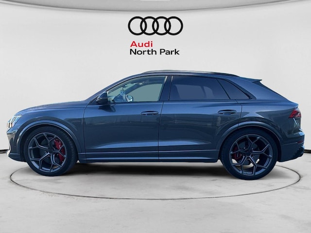 2026 Audi RS Q8 SUV performance