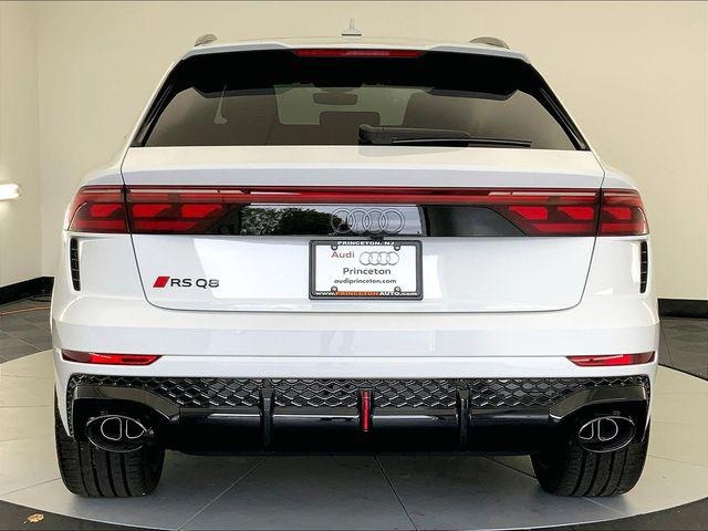 2026 Audi RS Q8 SUV performance