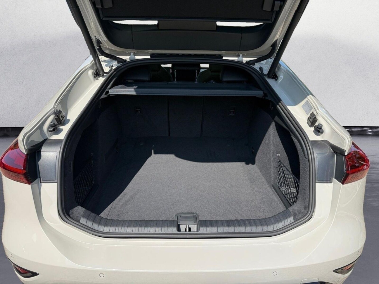 Audi S6 Sportback e-tron – Bild 10