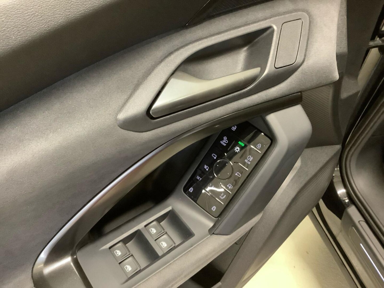 Audi SQ5 – Bild 17