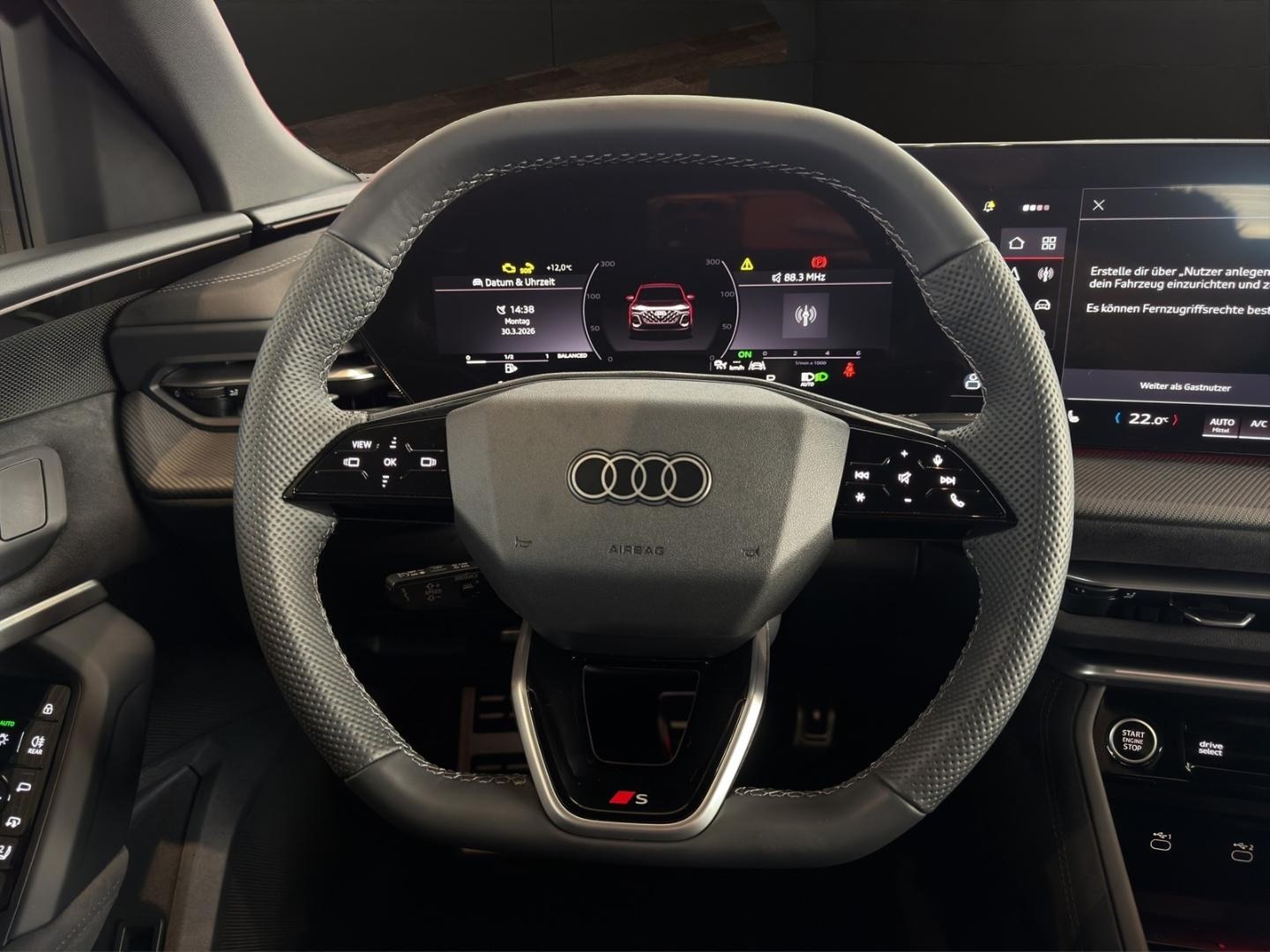 Bild über Audi Q5 SUV TDI quattro 150 kW S tronic - für weitere Informationen kontaktieren Sie den Audi Partner