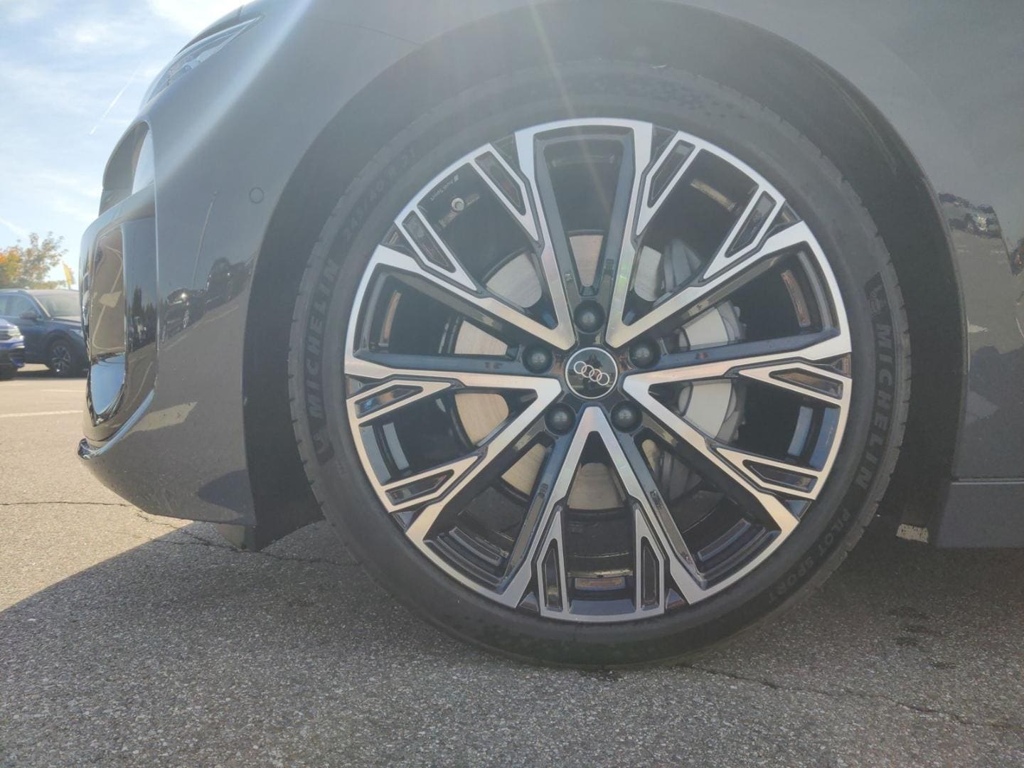 Bild über Audi A6 Avant e-tron S line business e-tron performance 270 kW - für weitere Informationen kontaktieren Sie den Audi Partner