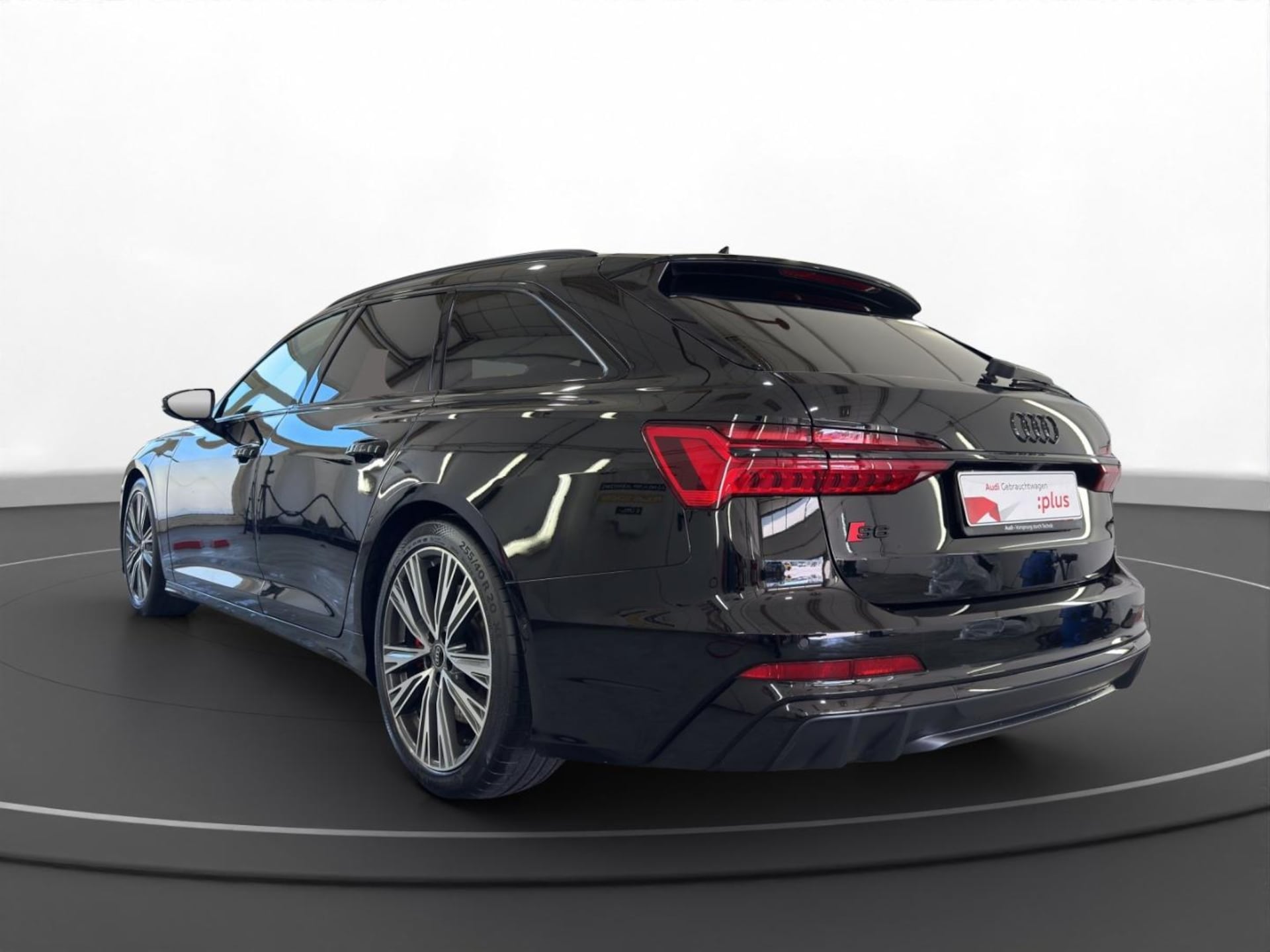 Audi S6 Avant