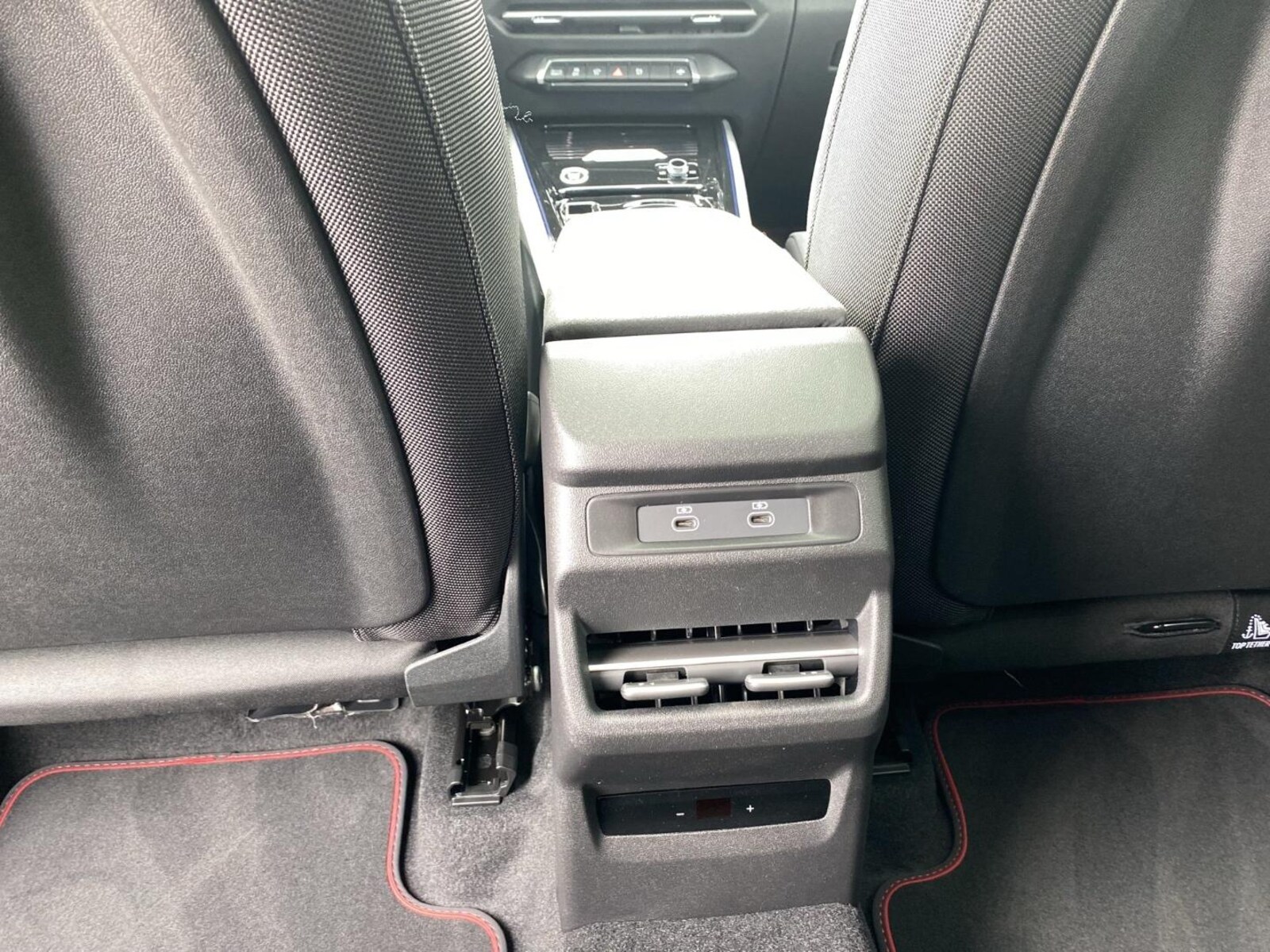 Audi Q3 Sportback – Bild 15