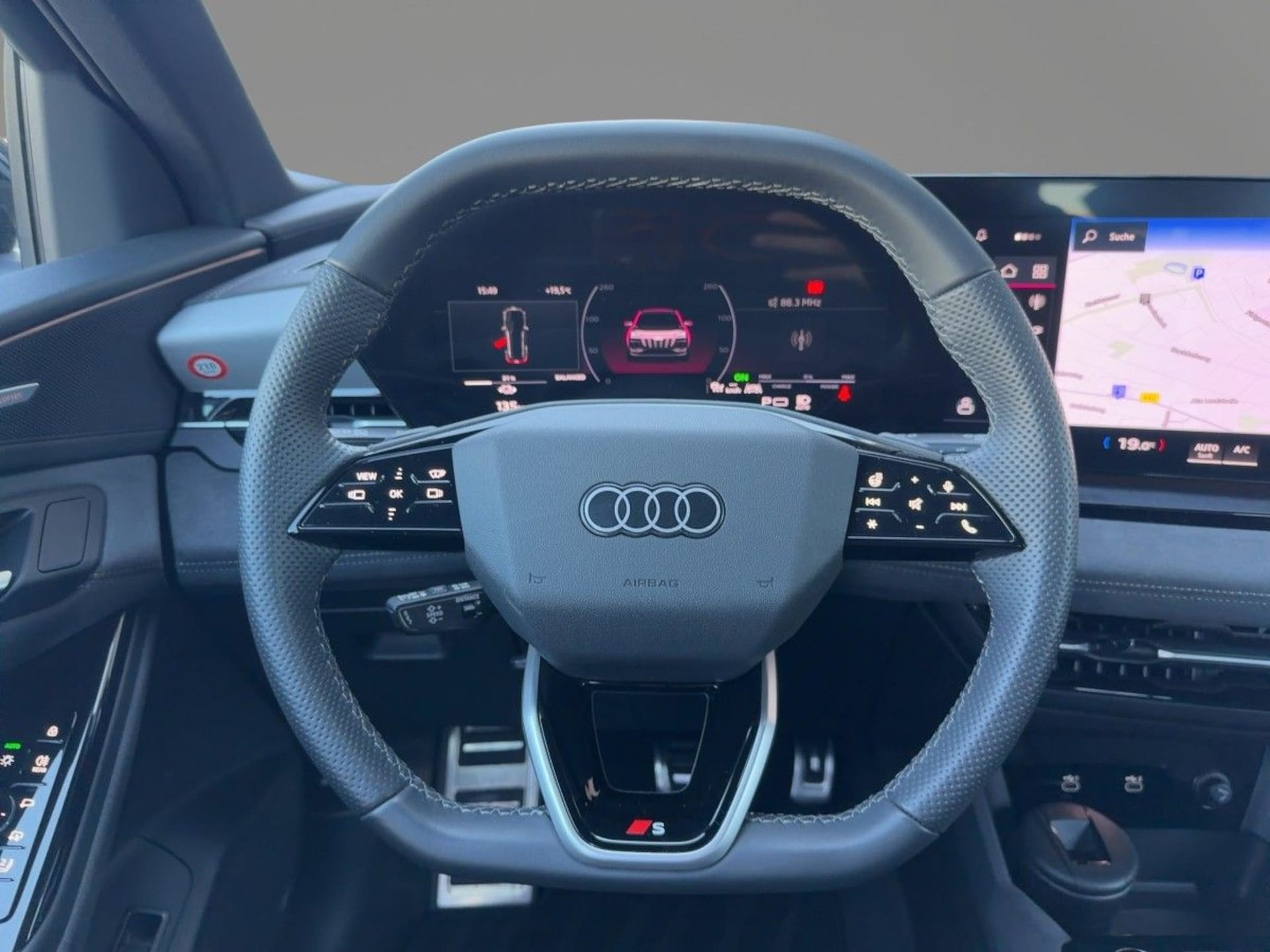 Audi Q6 SUV e-tron