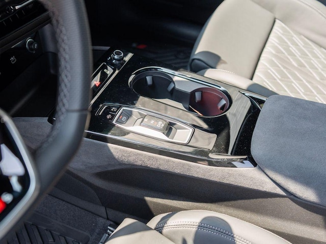 2027 Audi SQ6 Sportback e-tron Premium Plus - Photo 12