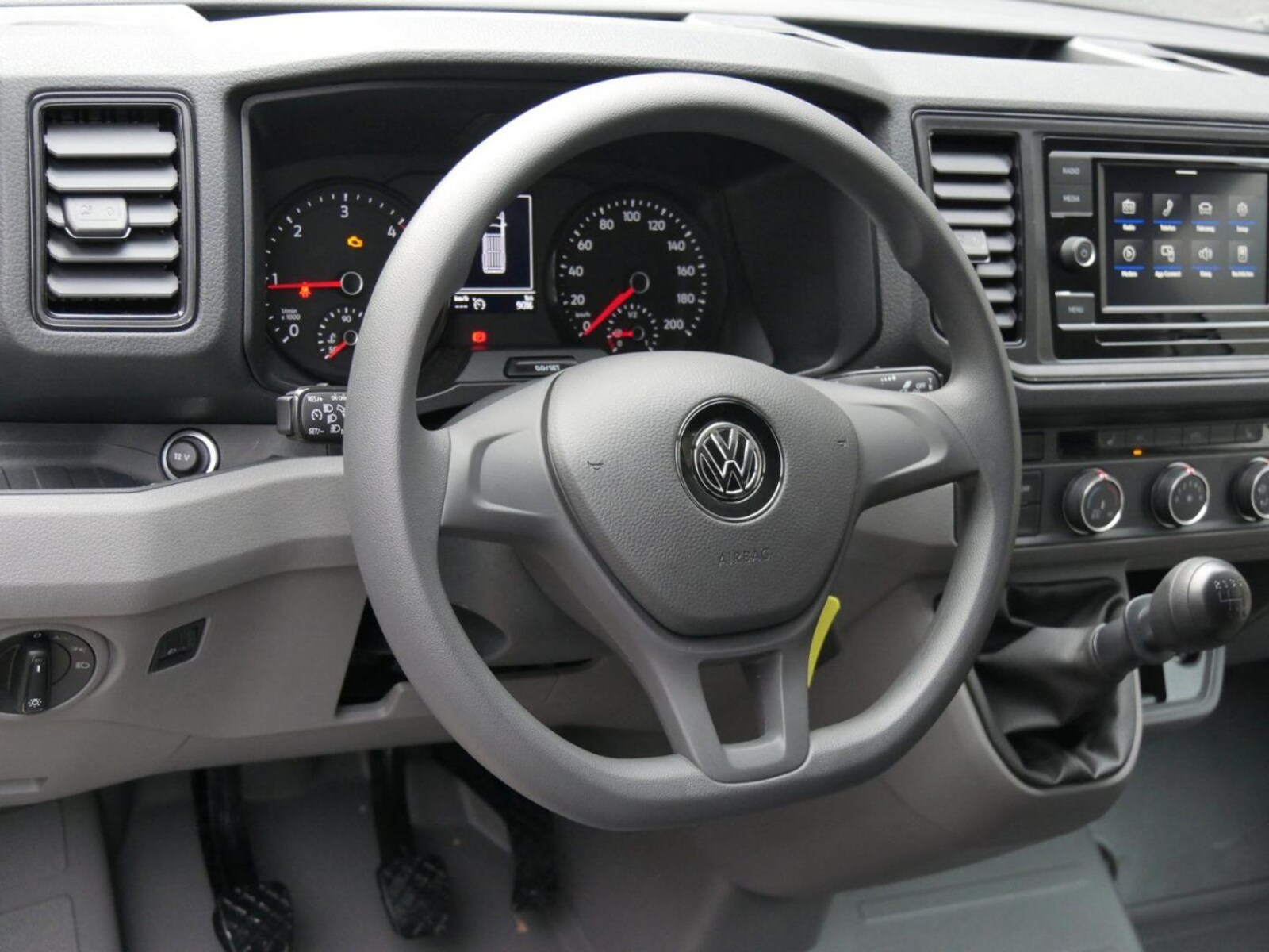 Volkswagen Crafter Kasten langer Radstand – Bild 10