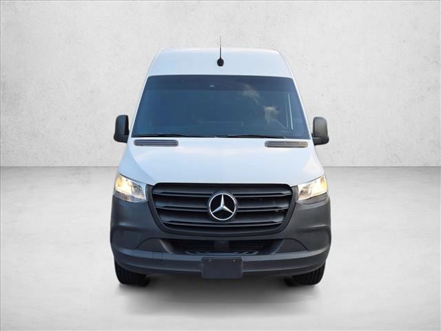 2022 Mercedes-Benz