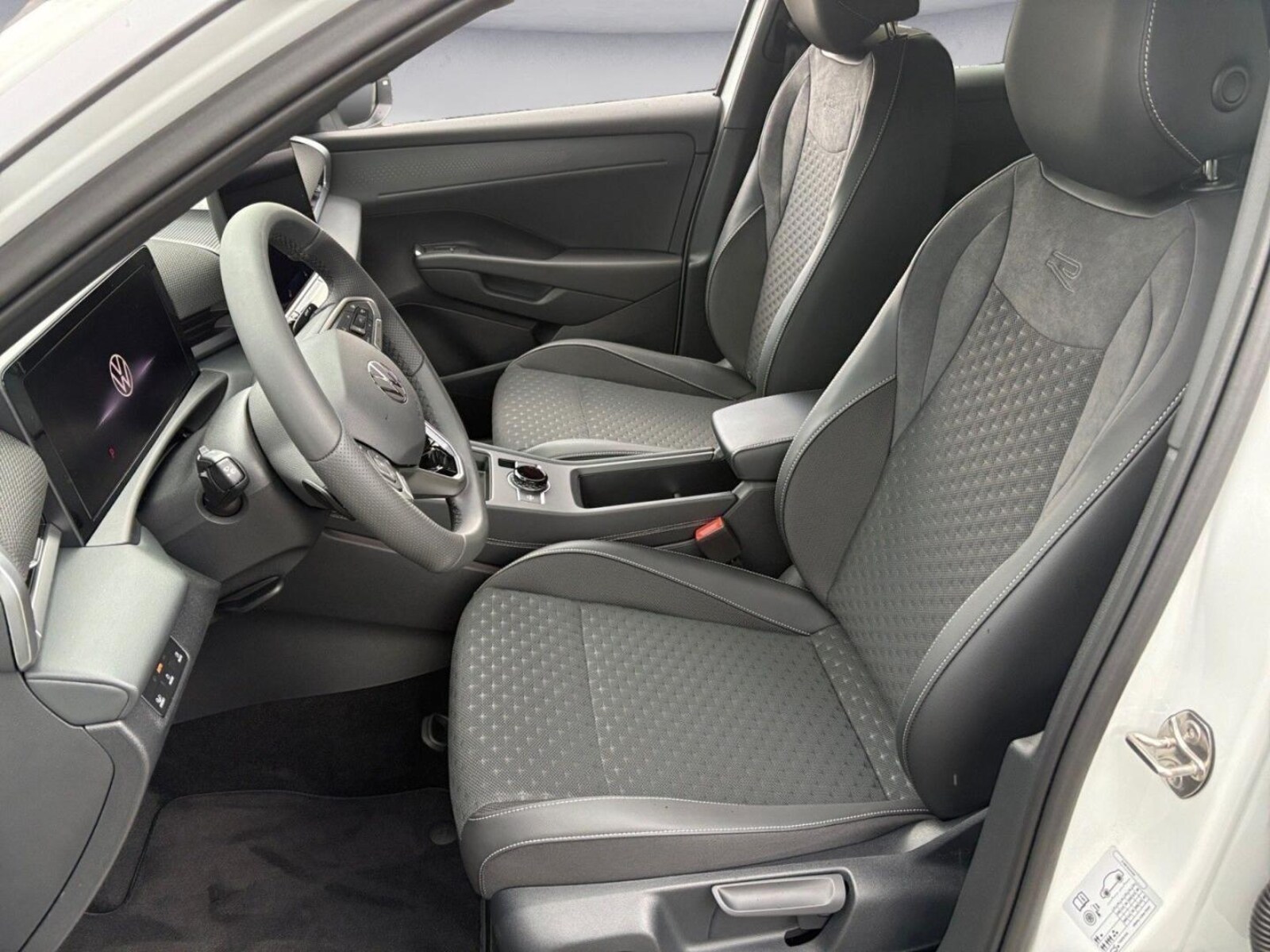 Volkswagen T-Roc – Bild 9