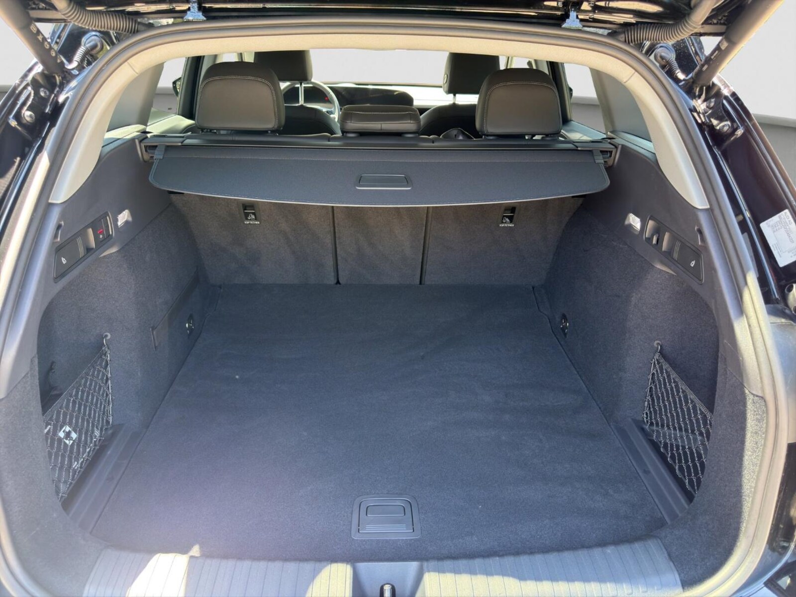Audi Q6 e-tron – Bild 14