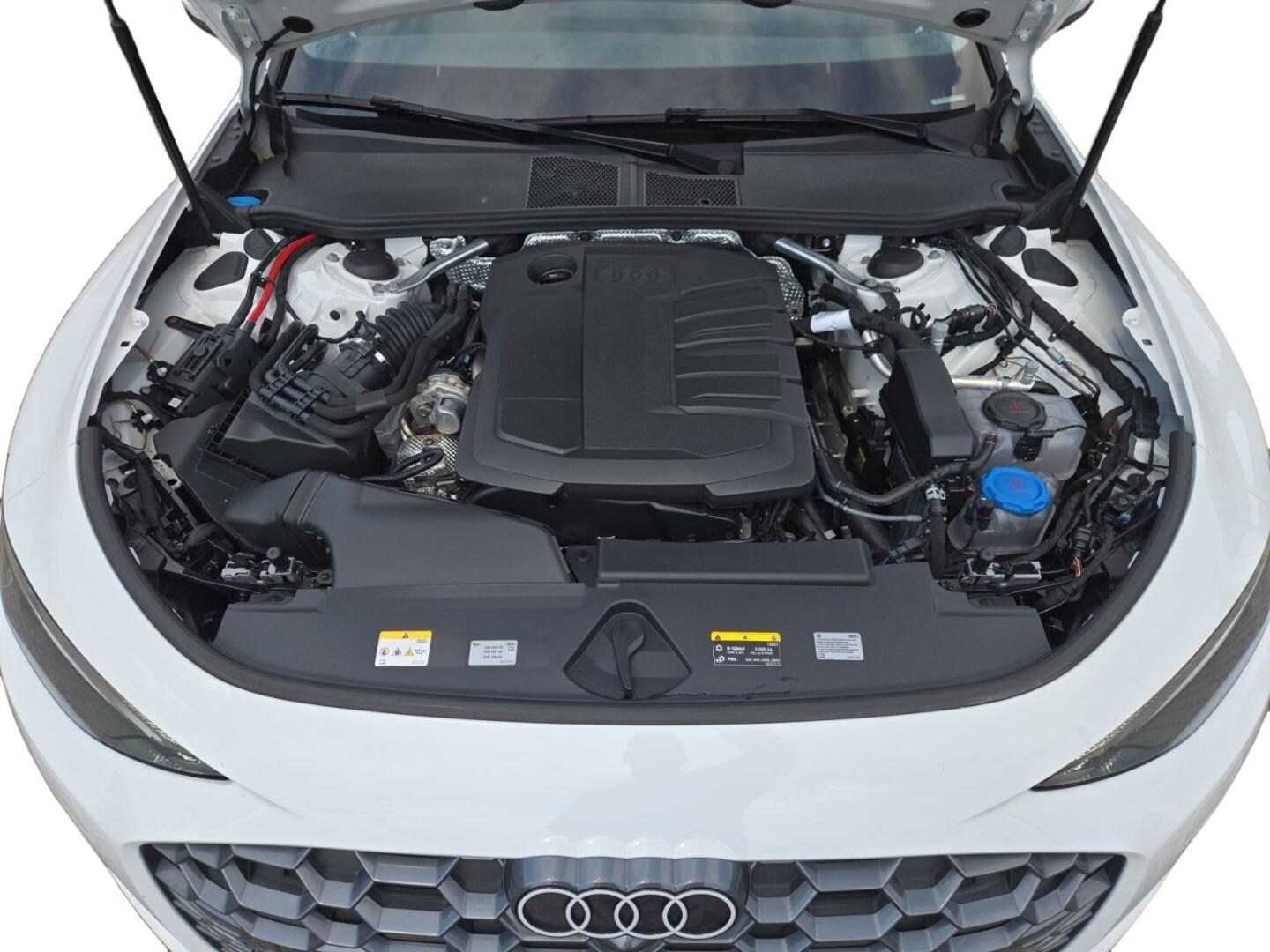 Bild über Audi A6 Avant TDI quattro 150 kW S tronic - für weitere Informationen kontaktieren Sie den Audi Partner