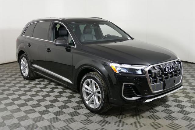 2025 Audi Q7 Premium Plus