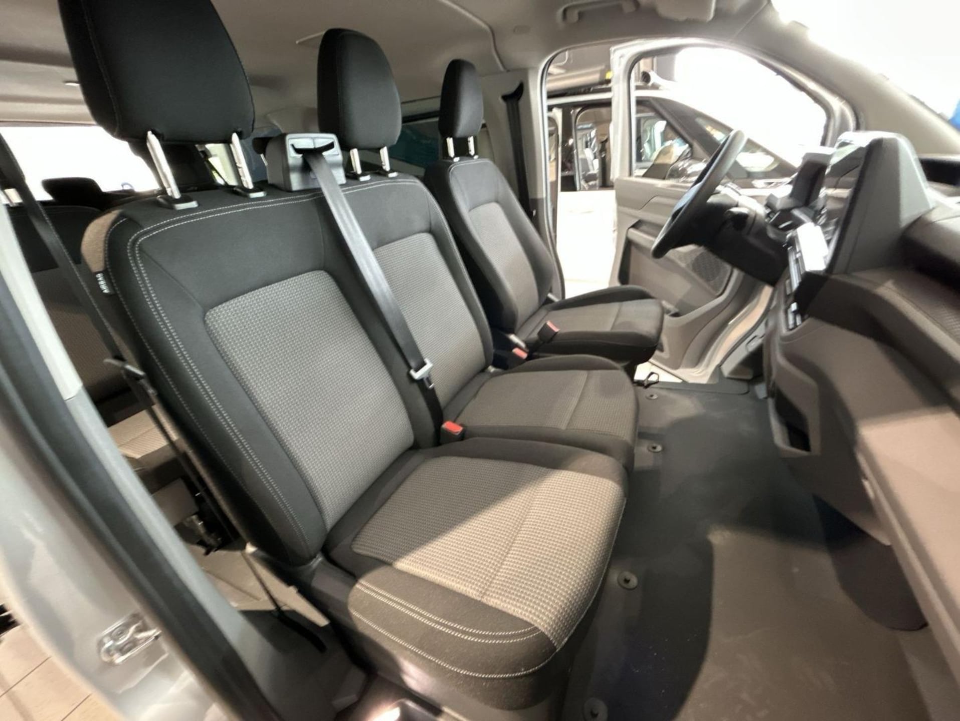 Volkswagen e-Caravelle