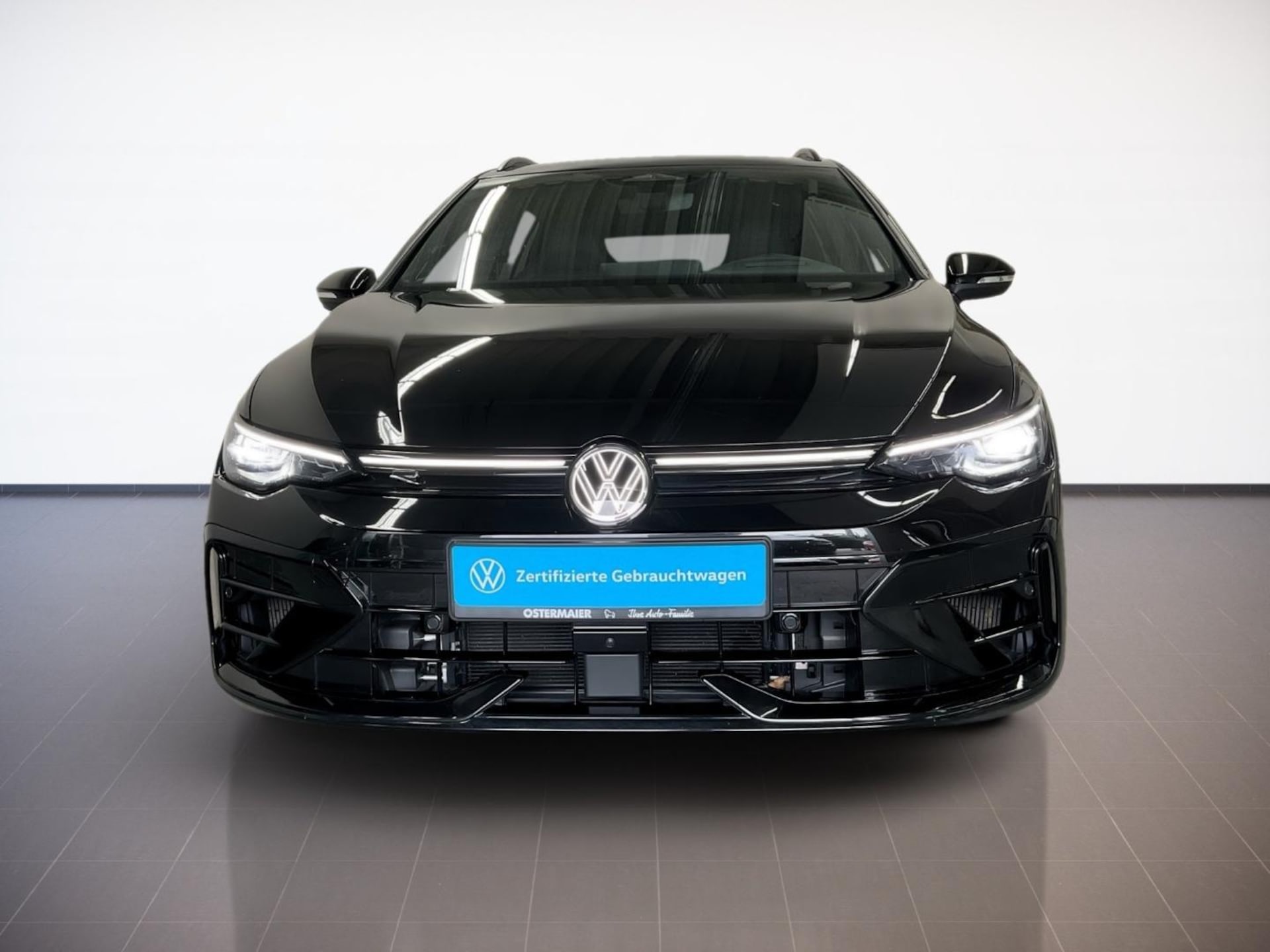 Volkswagen Golf Variant R