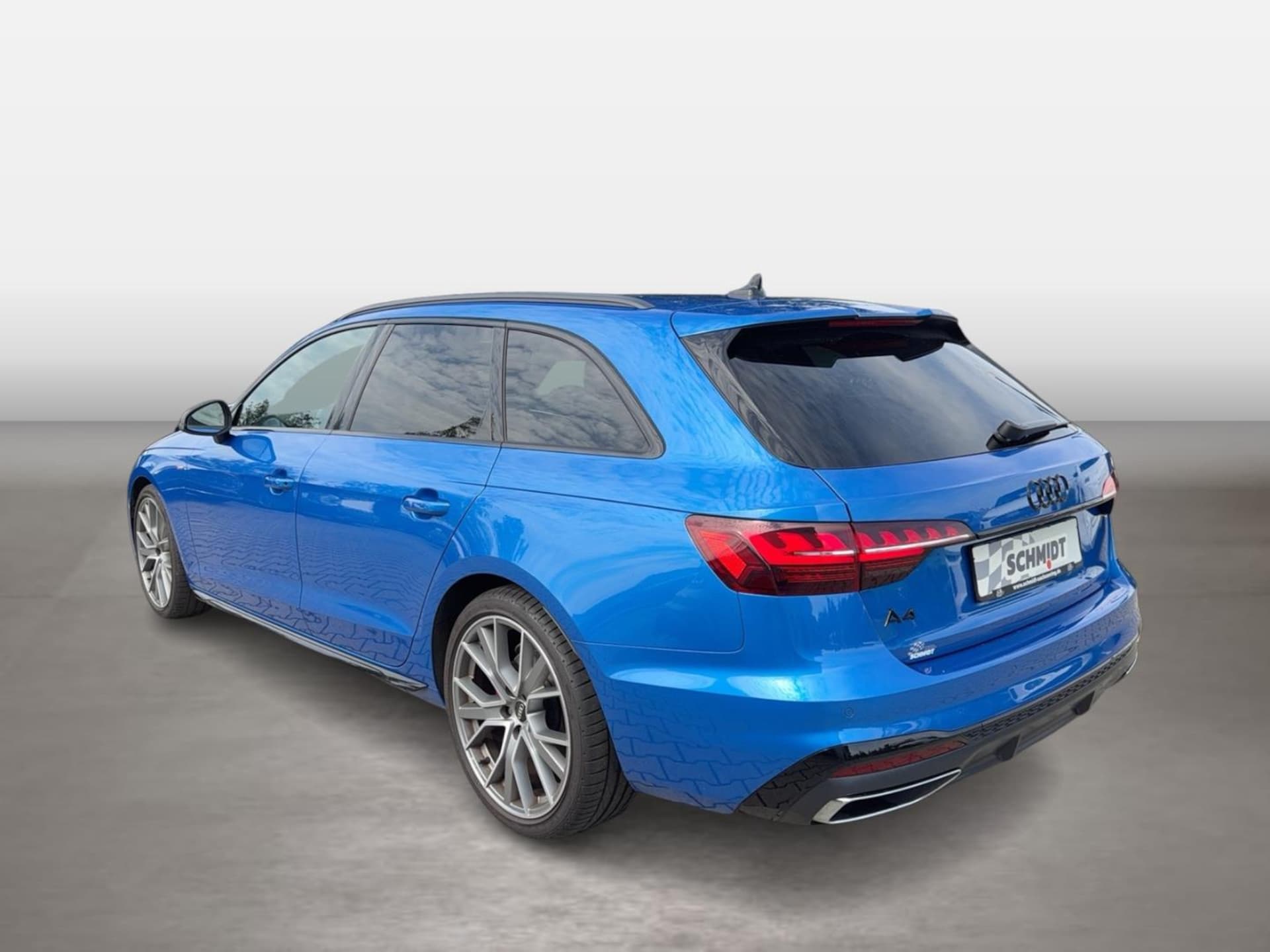 Audi A4 Avant S line
