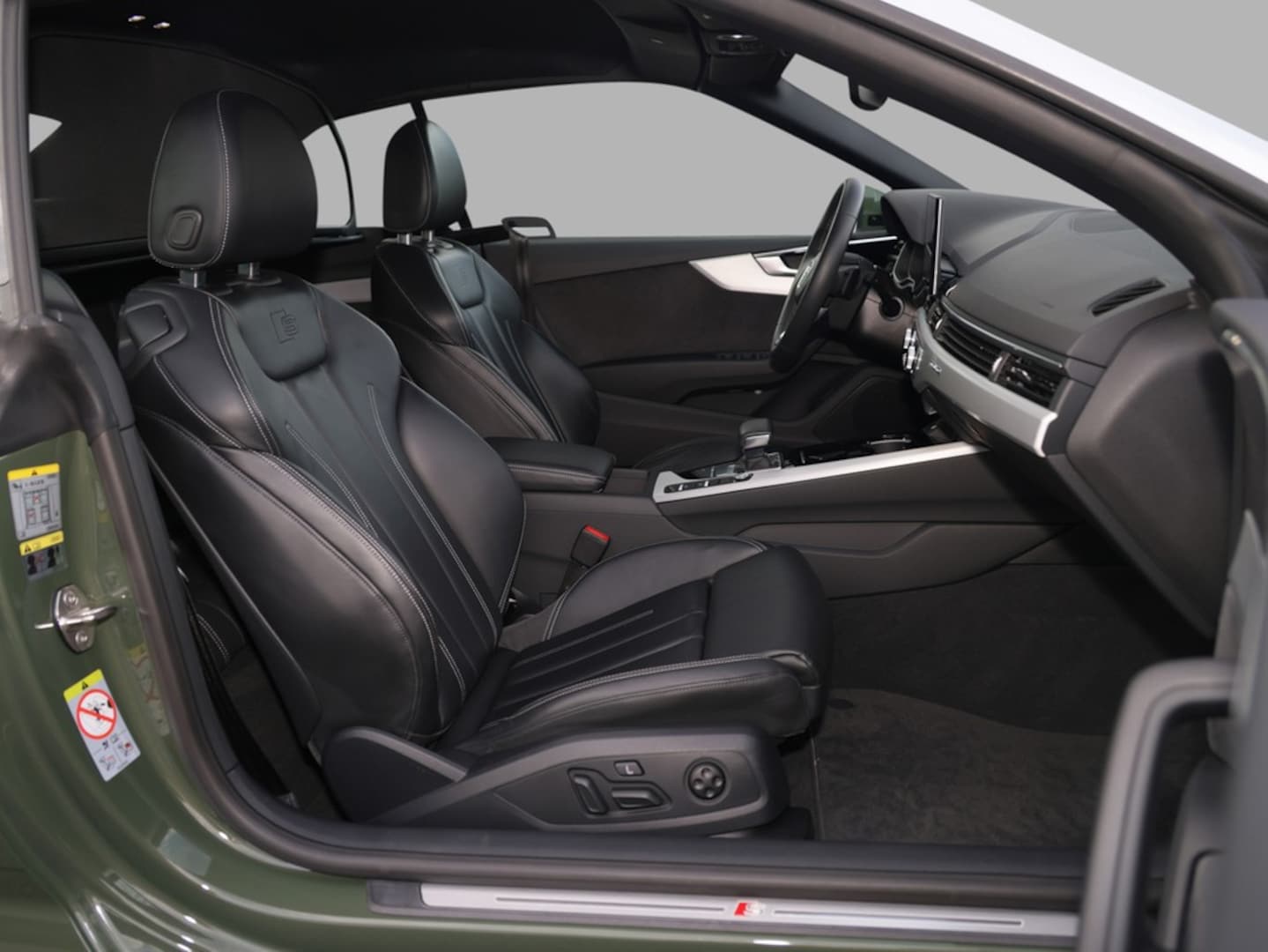 Bild über Audi A5 Cabriolet S line 45 TFSI quattro S tronic - für weitere Informationen kontaktieren Sie den Audi Partner