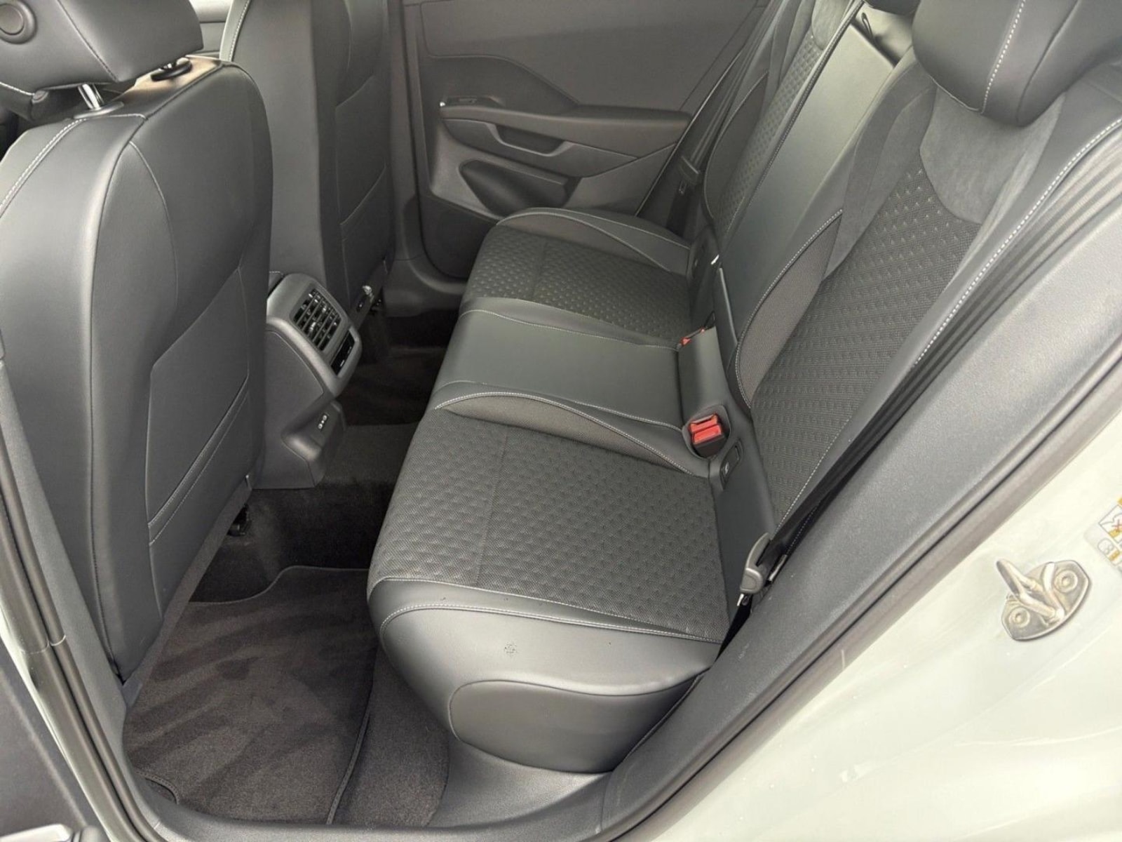 Volkswagen T-Roc – Bild 12