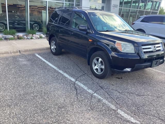 Used 2008 Honda Pilot EX with VIN 5FNYF18728B020210 for sale in Maplewood, Minnesota