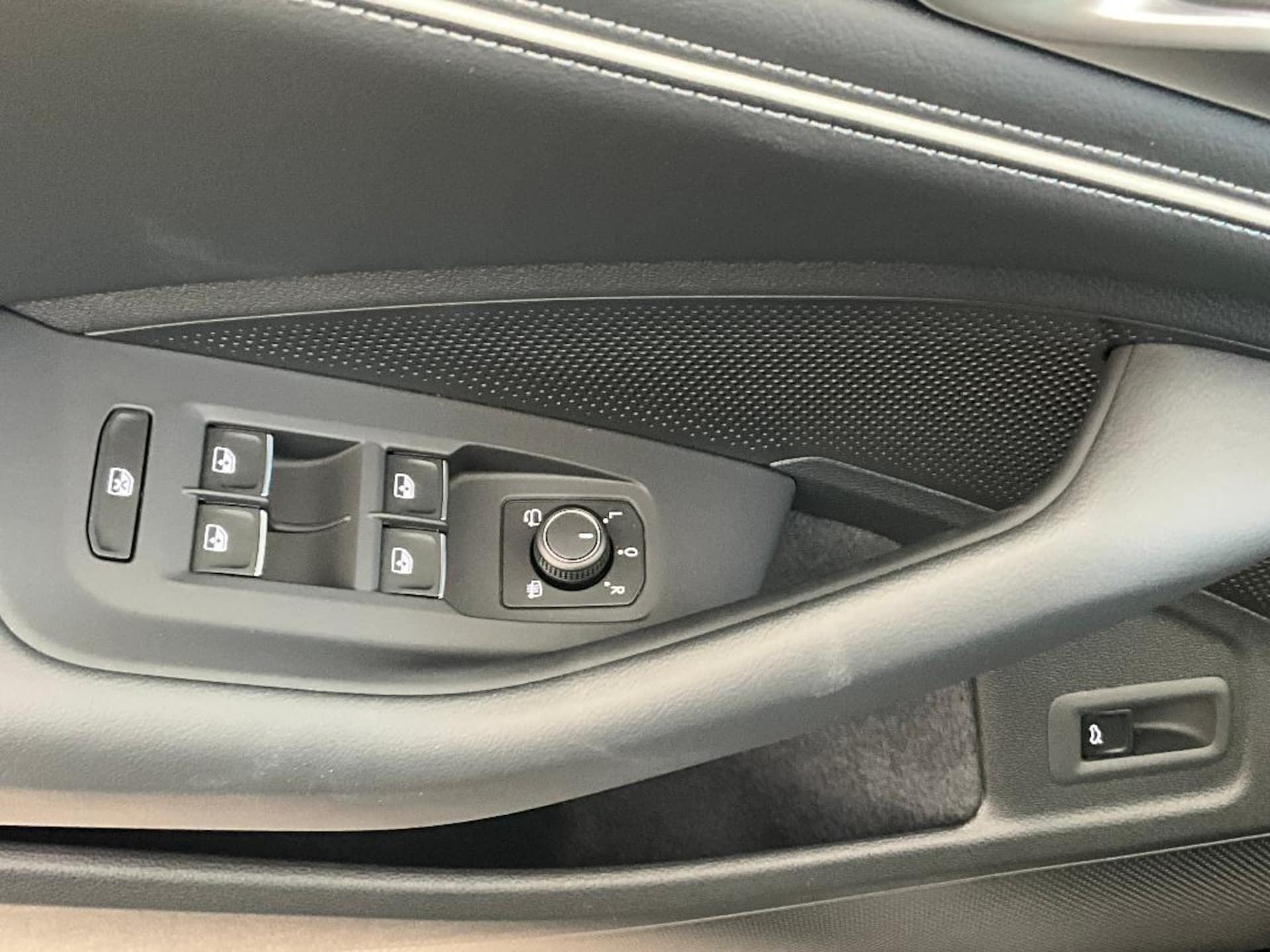 Volkswagen Passat Elegance