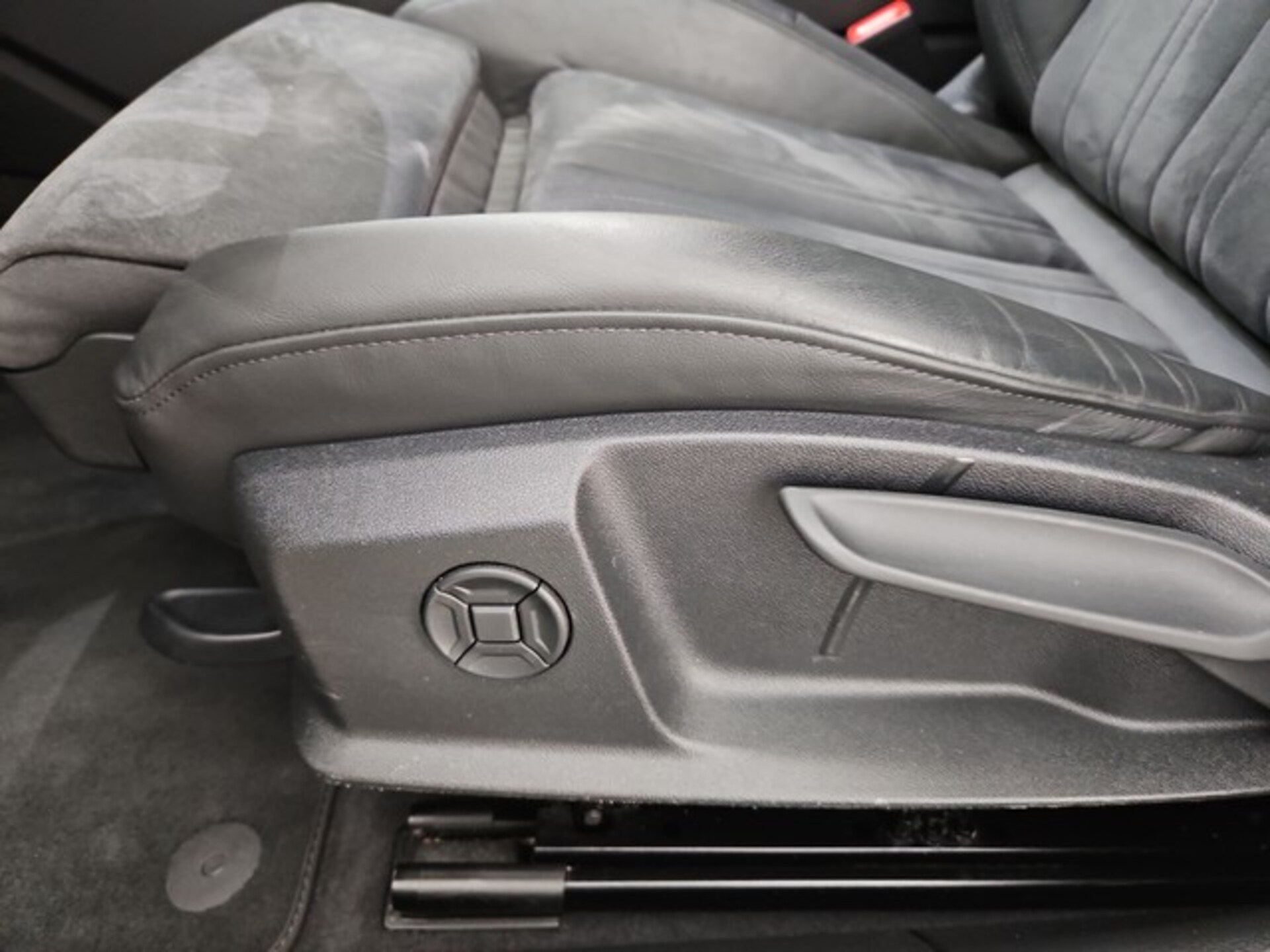 Audi A6 Avant TFSI e Sport