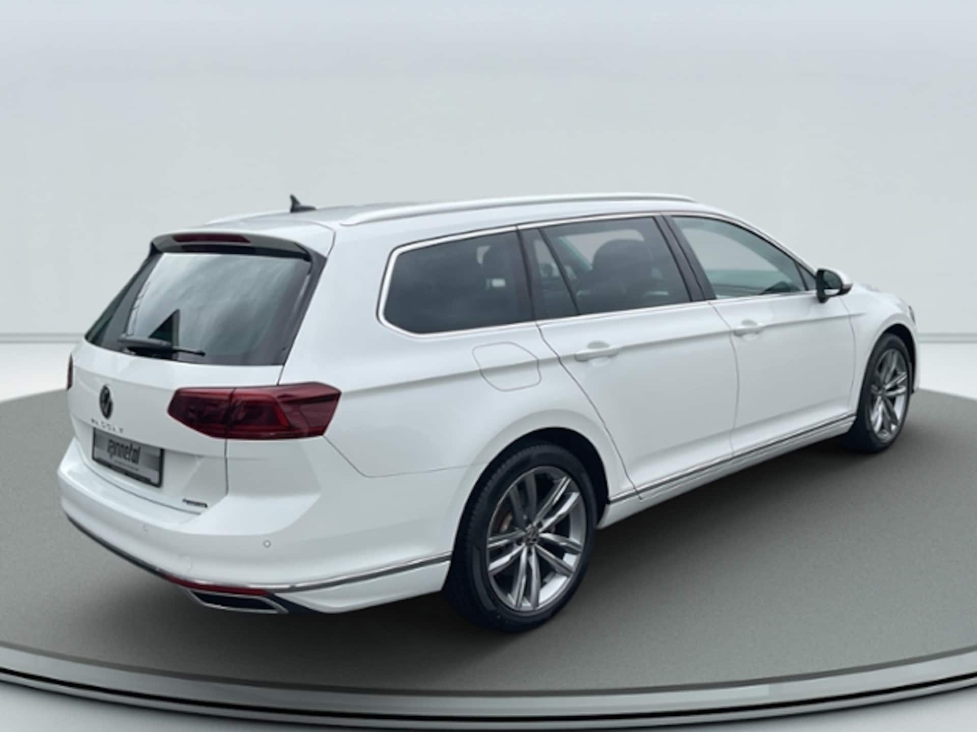 Volkswagen Passat Variant Elegance