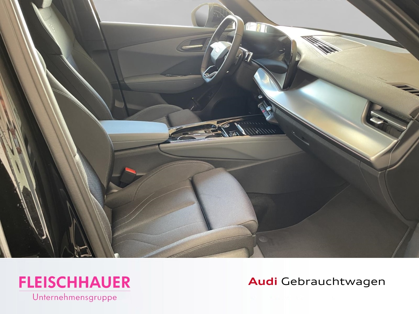 Bild über Audi Q3 SUV TFSI 110 kW S tronic - für weitere Informationen kontaktieren Sie den Audi Partner