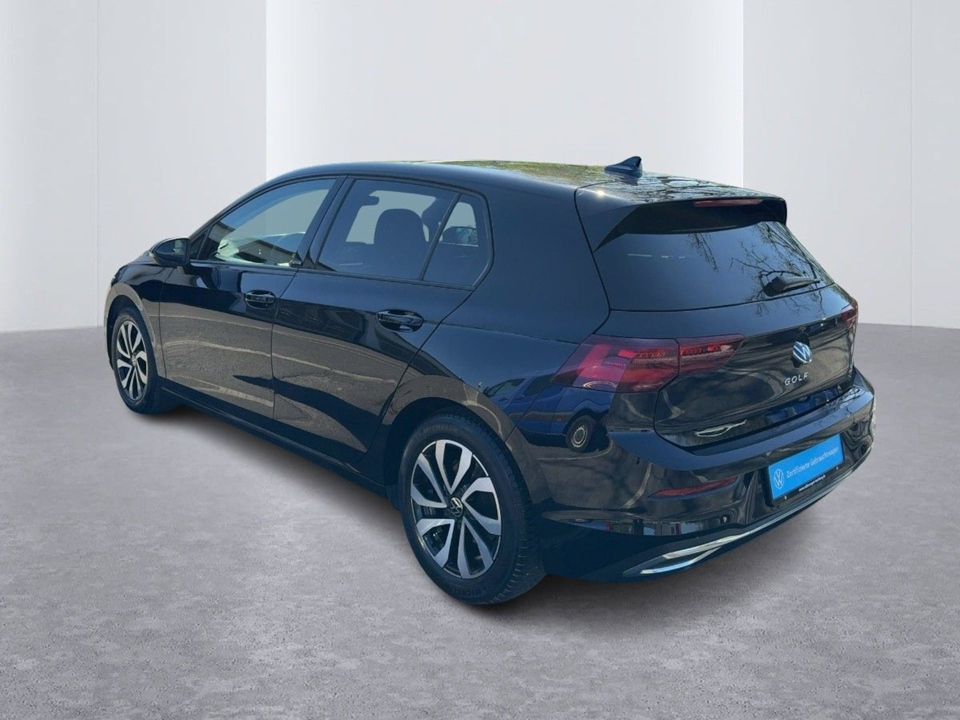 Volkswagen Golf Active