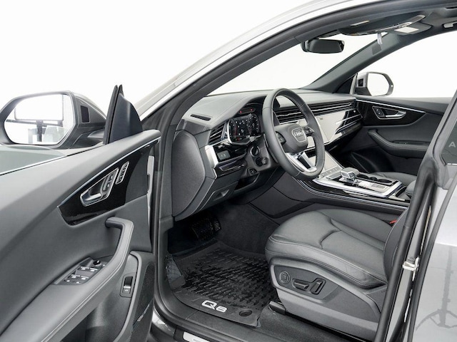 2025 Audi Q8 Premium Plus - Photo 7