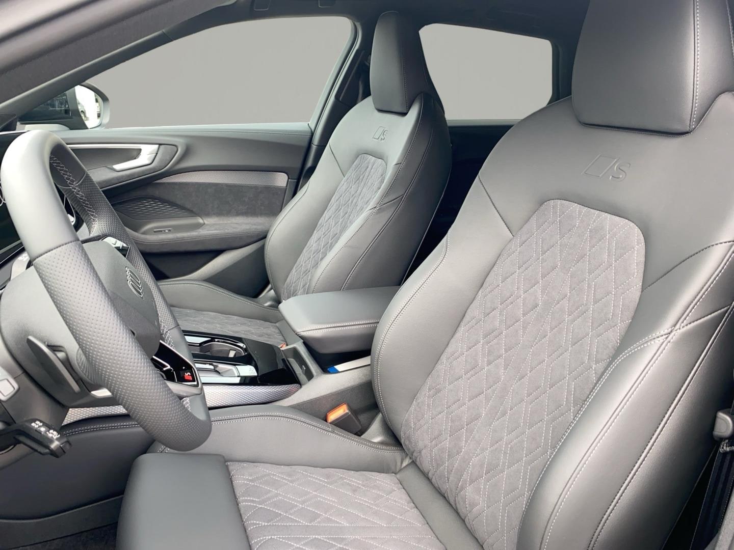 Bild über Audi A5 Avant e-hybrid e-hybrid quattro 270 kW S tronic - für weitere Informationen kontaktieren Sie den Audi Partner