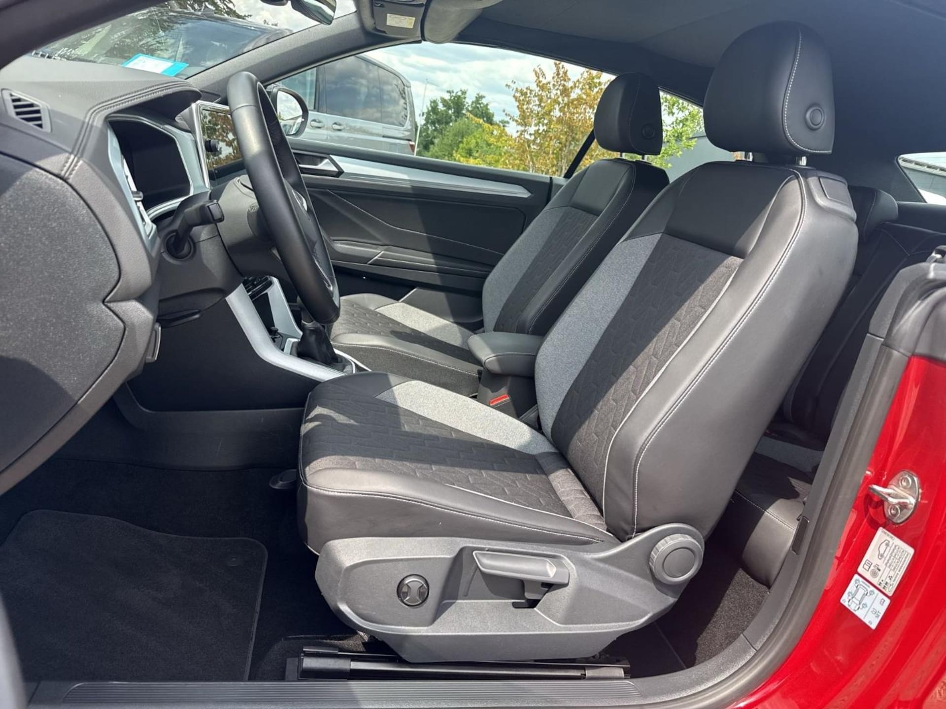 Volkswagen T-Roc Cabriolet Style