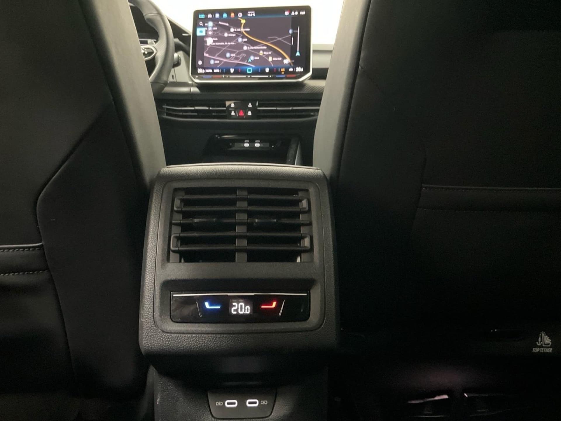 Volkswagen Golf Variant R