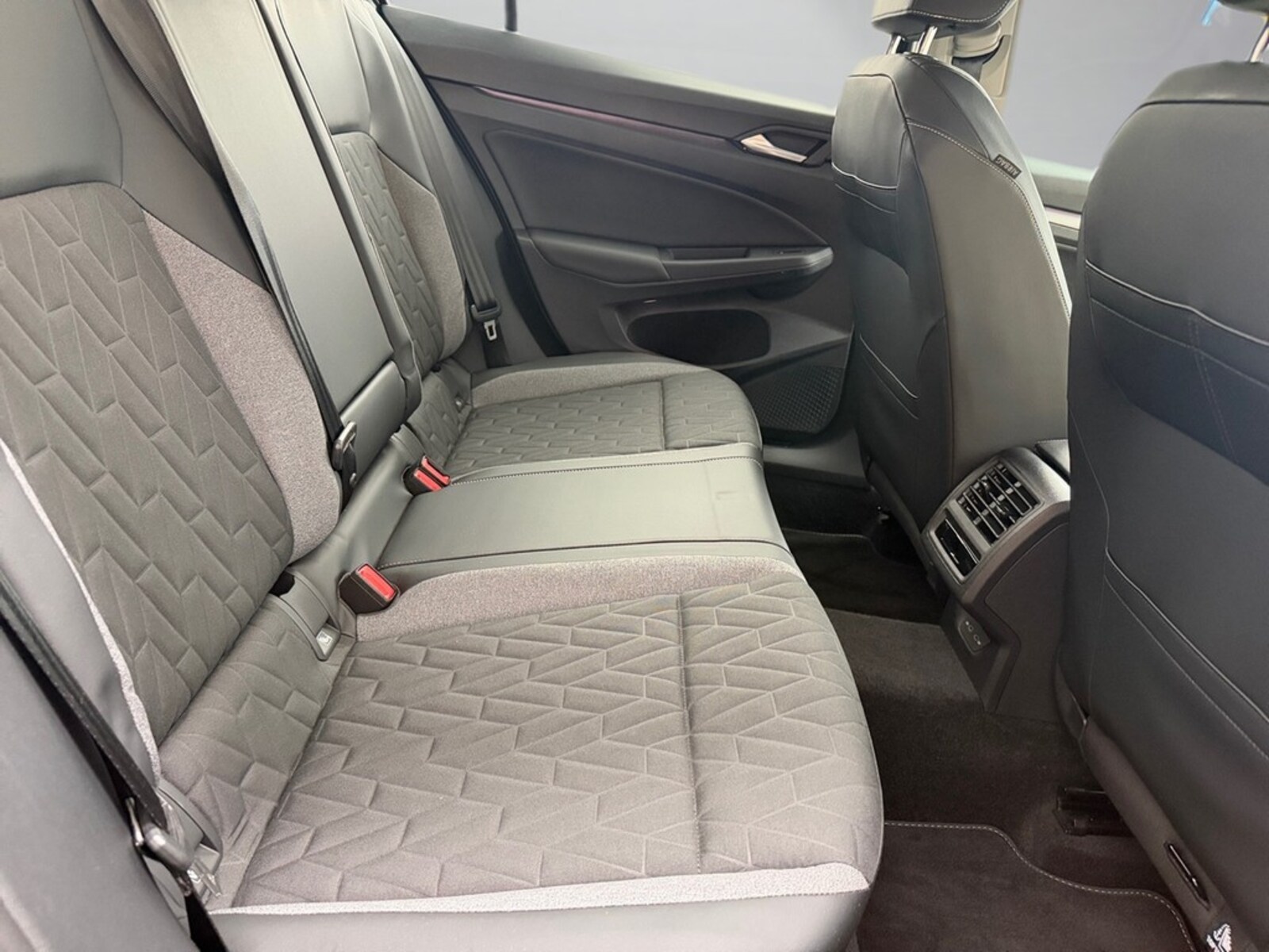 Volkswagen Golf Variant – Bild 14