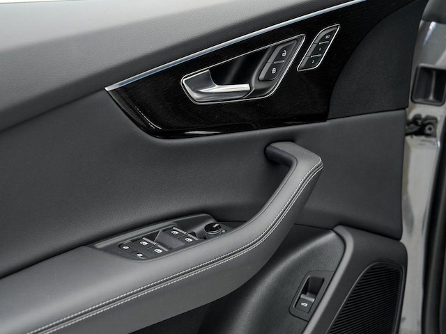 2025 Audi Q8 Premium Plus - Photo 8