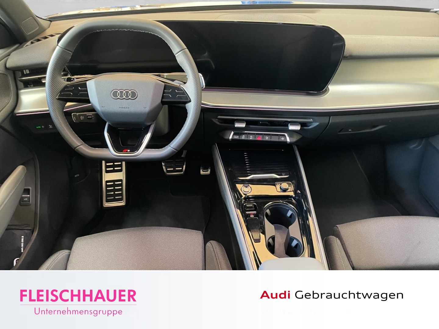 Bild über Audi Q3 SUV TFSI 110 kW S tronic - für weitere Informationen kontaktieren Sie den Audi Partner